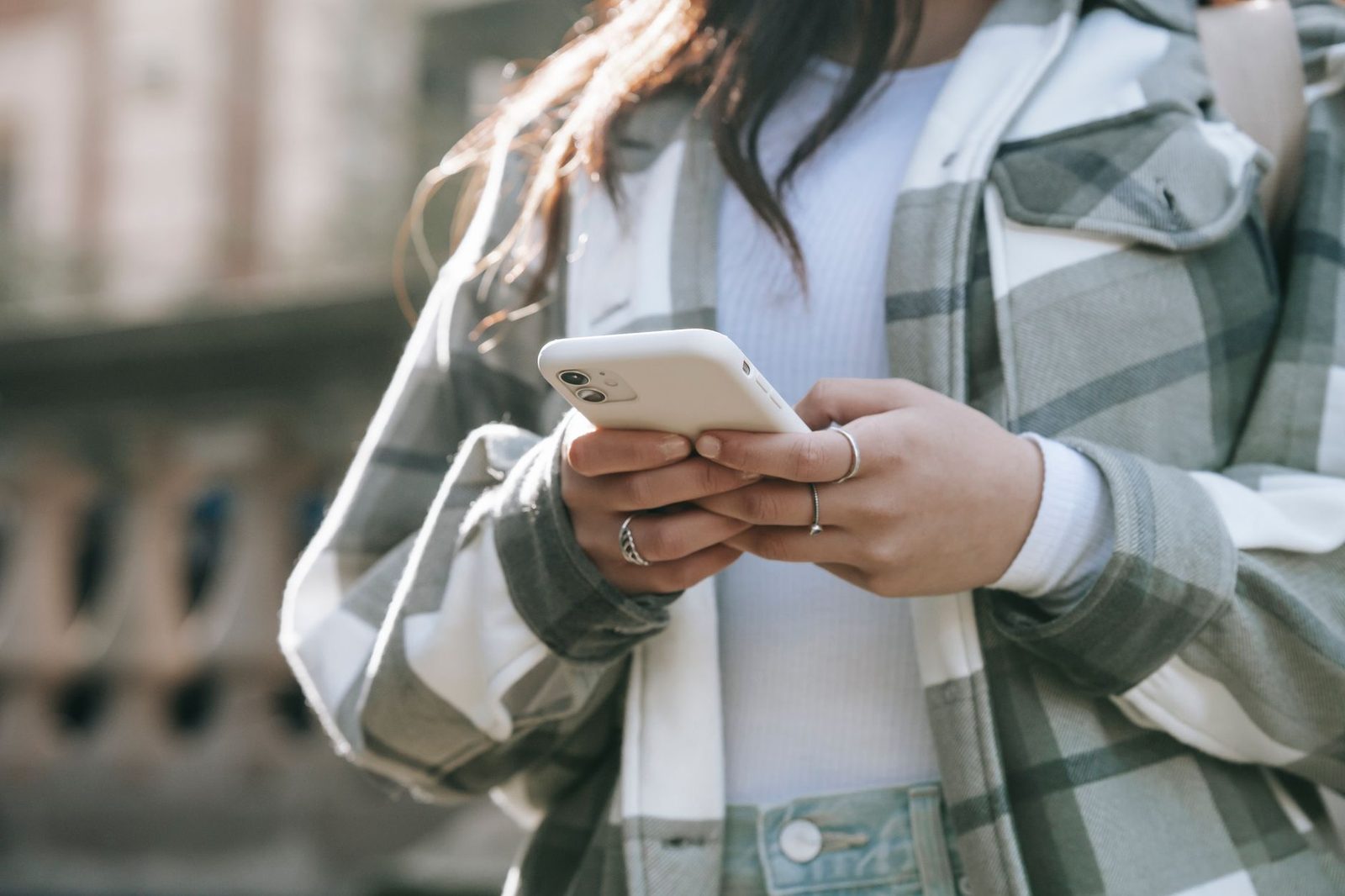 RCS Business Messages : le SMS commercial entre dans l’ère des conversations vérifiées