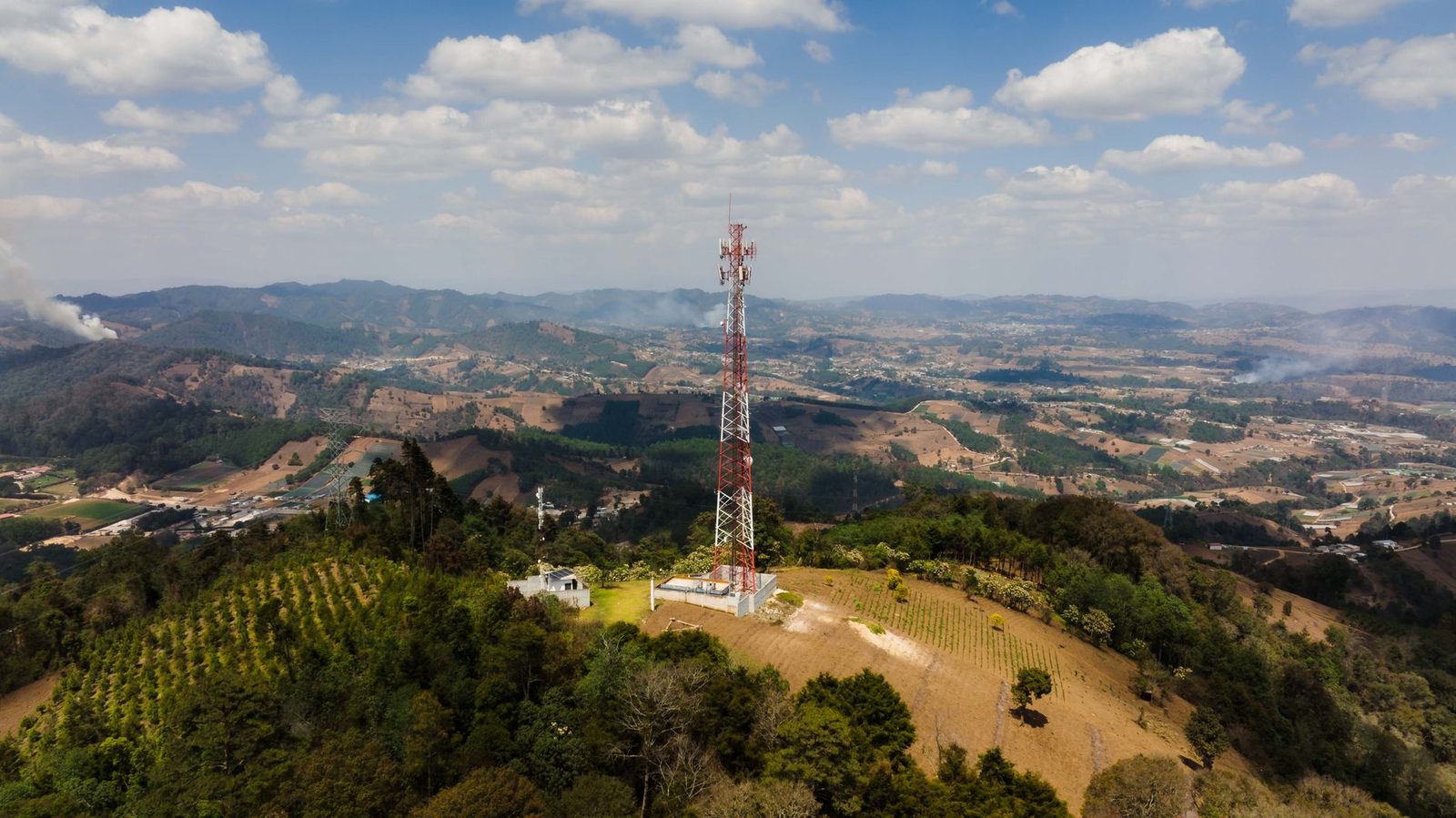 Mobile Network Outage in 2026: How to Tell Whether the Problem Is Your Carrier, Your SIM or Your Phone